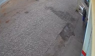 Homem furta mesas em bar de Itaúna e pede copo de água antes de fugir