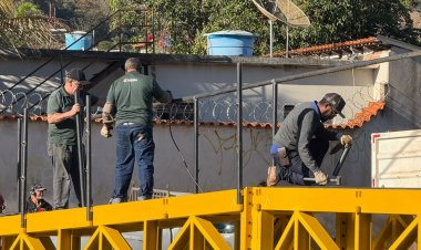 OBRAS - Prefeitura conclui passarela na Várzea da Olaria