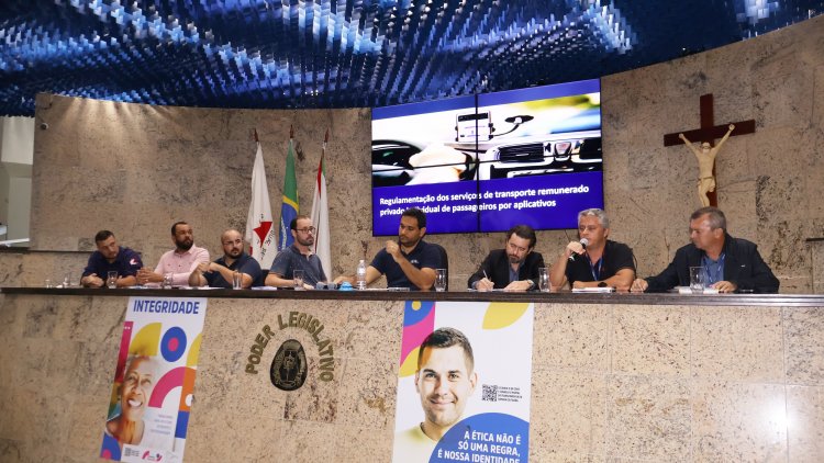 REGULAMENTAÇÃO NECESSÁRIA - Transporte individual de passageiros em debate