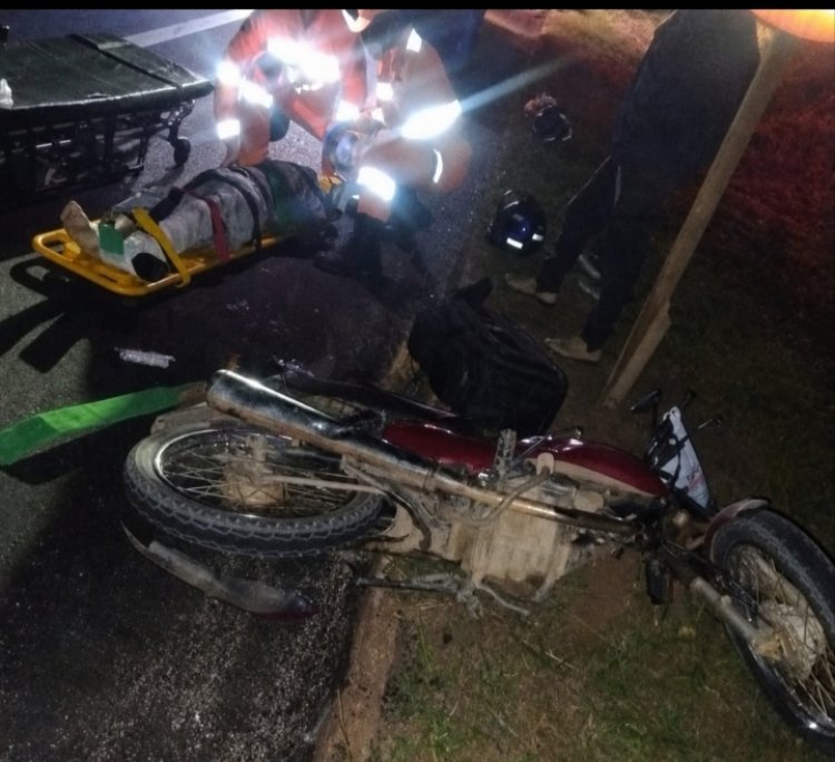 Grave acidente entre duas motos deixa homem ferido na MG-431, em Itaúna